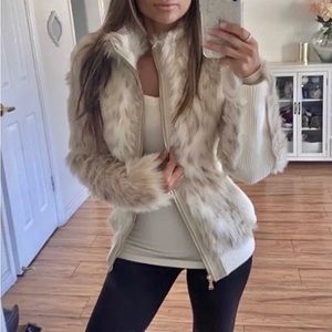 🪞 NEW guess stunning knit coat with faux fur collar luxe jacket
